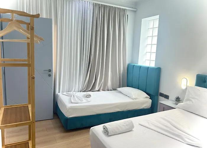 Square 3* Tirana